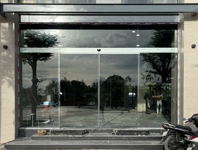 Falcon Automatic Doors – An Energy-Saving Solution for Green Buildings