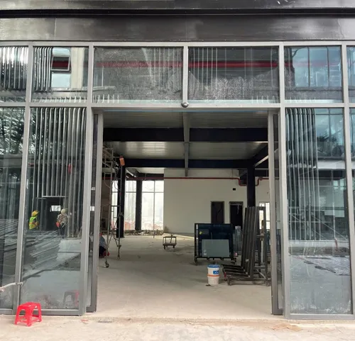 Automatic doors for restaurants: Convenient and aesthetic solutions for dining spaces