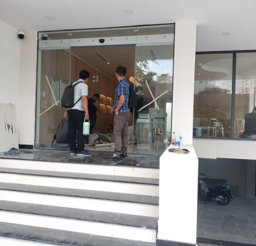 Experience in choosing automatic doors for 5-star hotels