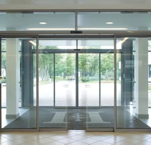 Compare automatic sliding, swing, and revolving doors - which one should you choose?