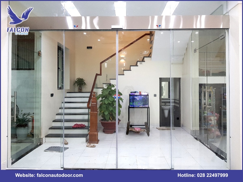Applications of the Falcon automatic standard sliding door