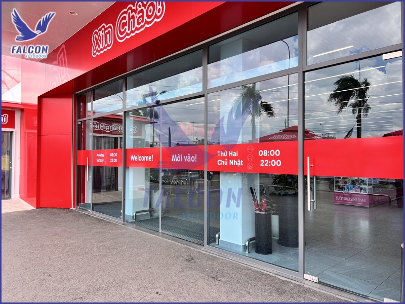 Automatic doors - An essential feature in supermarkets and malls