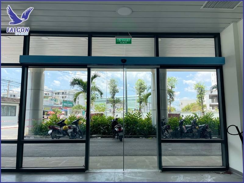 Benefits of choosing Falcon automatic doors for your project
