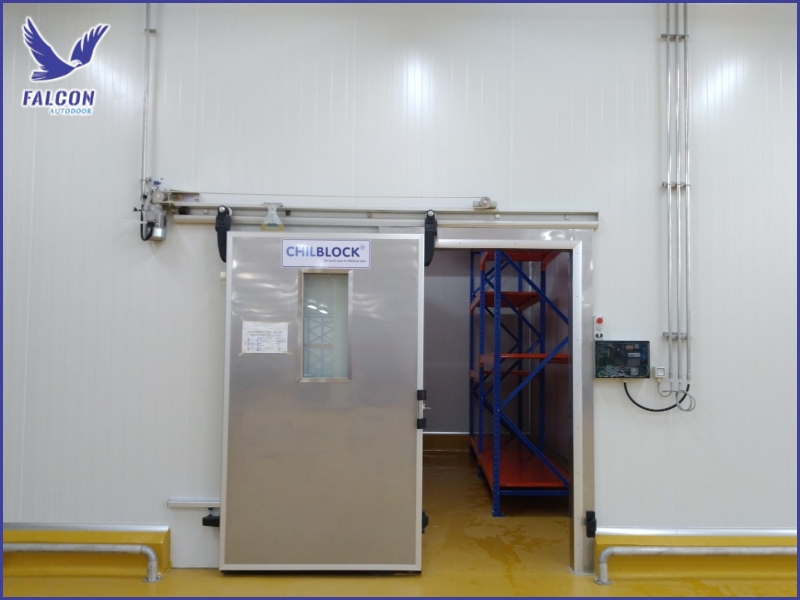 Benefits of installing automatic doors for cold storage