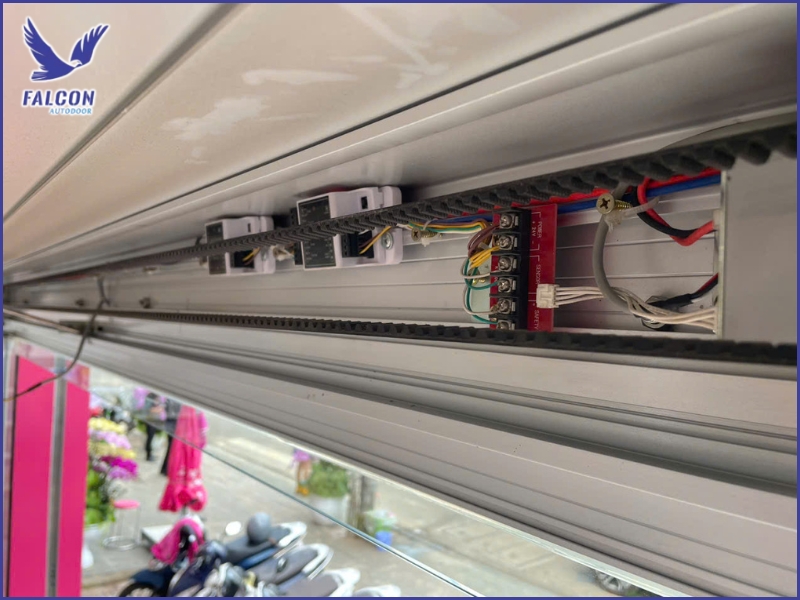 Benefits of switching from traditional doors to automatic doors