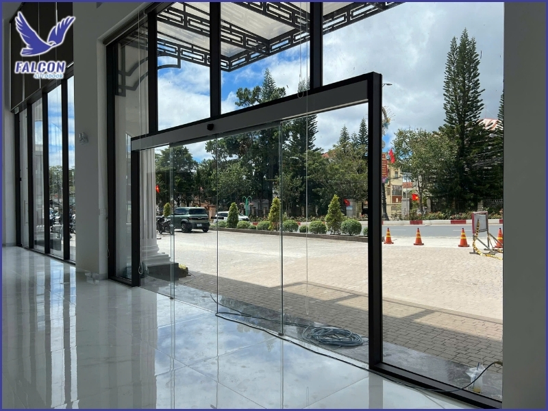 Evaluate the Operation and Stability of the Automatic Door