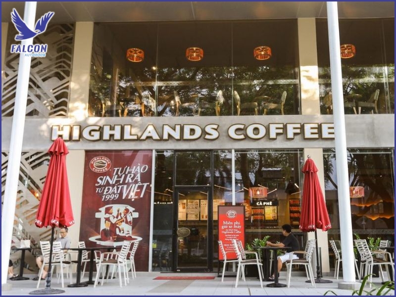 Experience in selecting and installing automatic doors for cafés