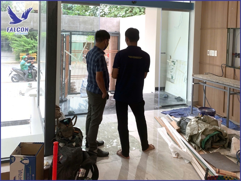 Experience in selecting and installing automatic doors for spas