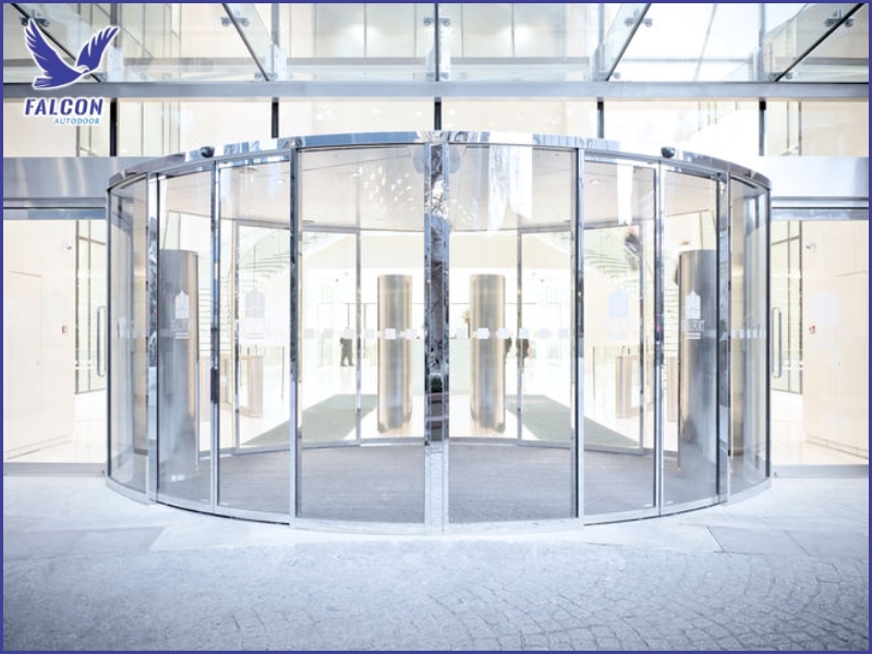 Key benefits of using automatic curved sliding doors in hotels and resorts