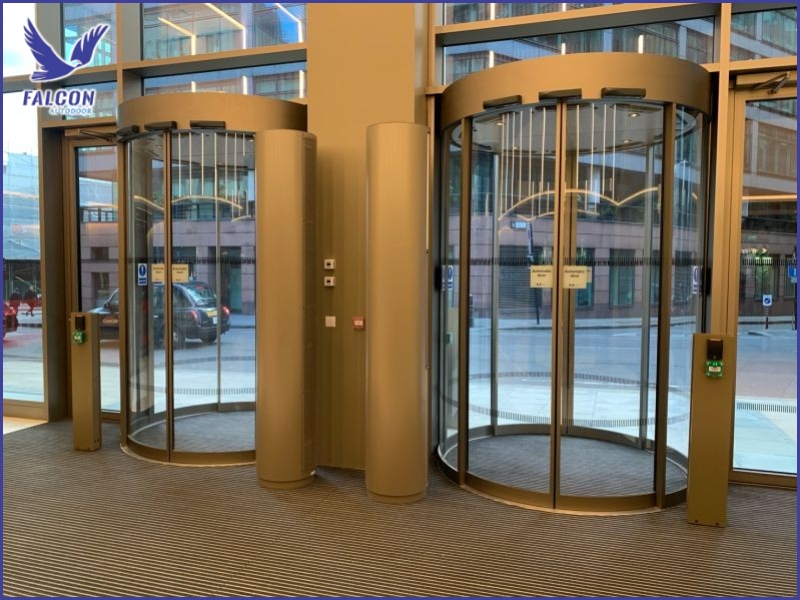 Những hạn chế cần cân nhắc khi chọn cửa trượt cong tự động nhập khẩu