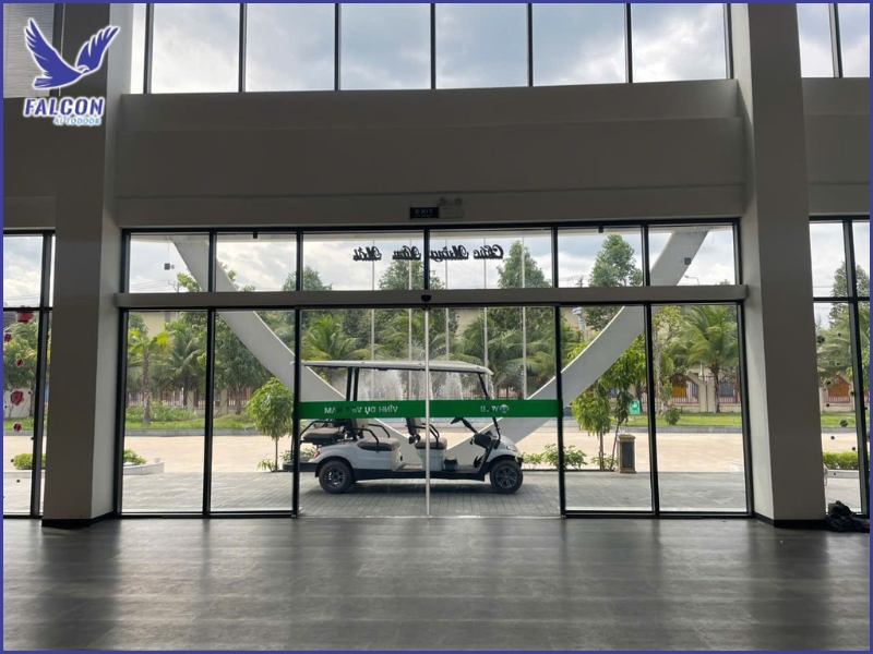 Optimizing opening and closing time to save electricity effectively