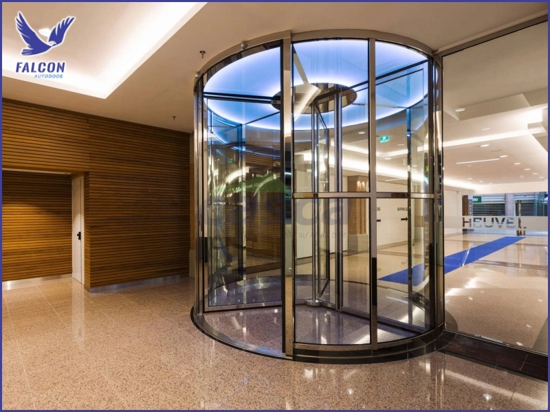 Overview of curved glass automatic doors
