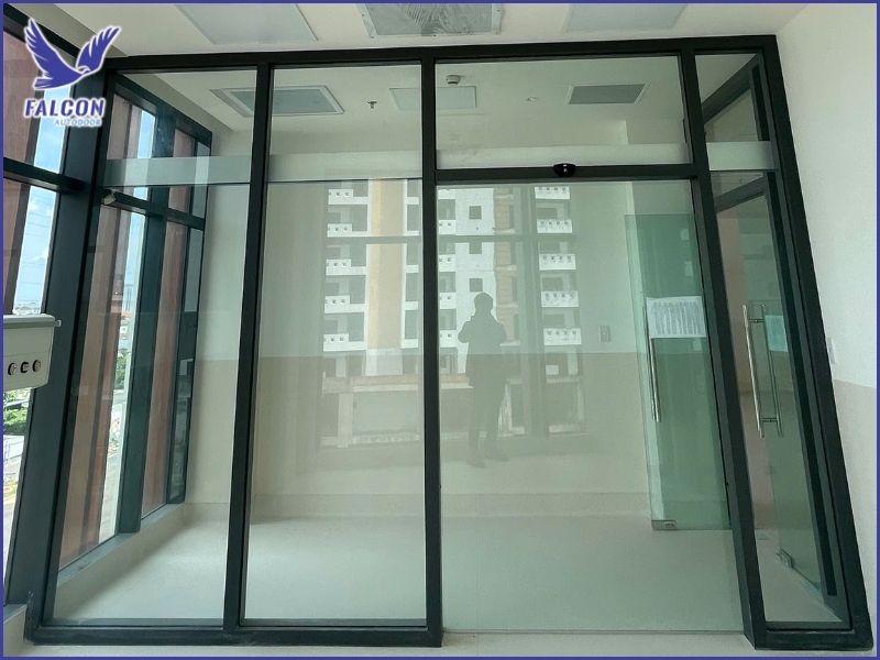Practical applications of Falcon automatic doors in Vietnam