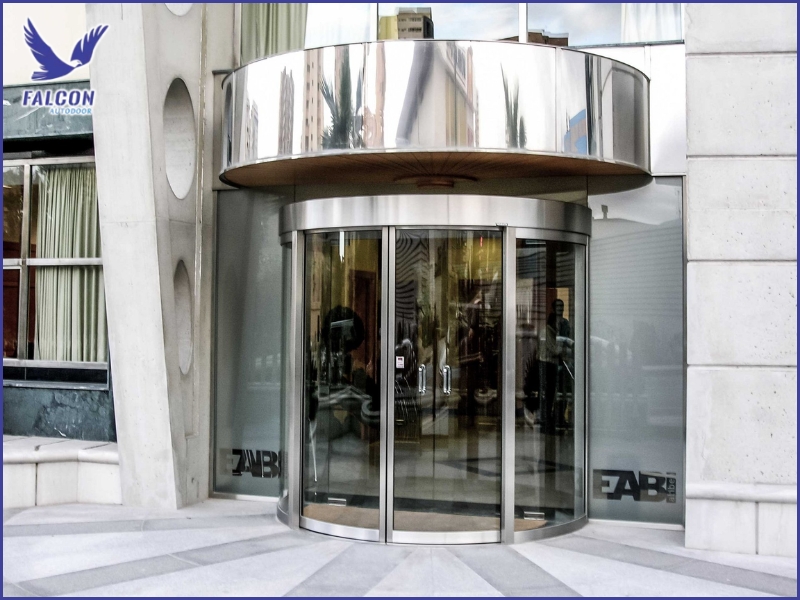 Suitable areas for installing automatic curved sliding doors in hotels and resorts