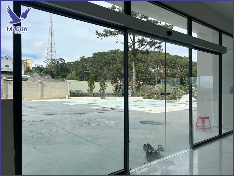 Tại sao bảo trì cửa tự động là quan trọng