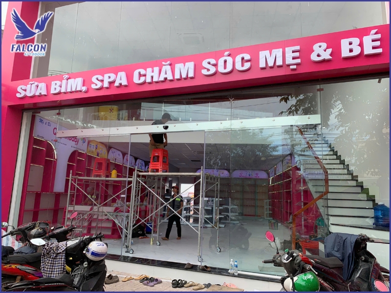 Tiêu chí quan trọng khi lựa chọn kính cho cửa tự động