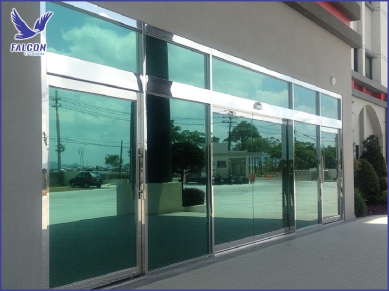 Vì sao văn phòng coworking nên sử dụng cửa tự động?